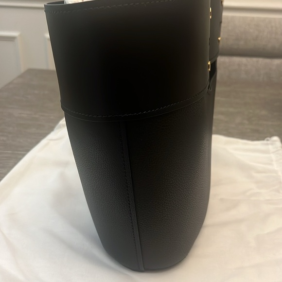 CHLOE Smooth Grained Calfskin Medium Aby Tote Black - Picture 6 of 12